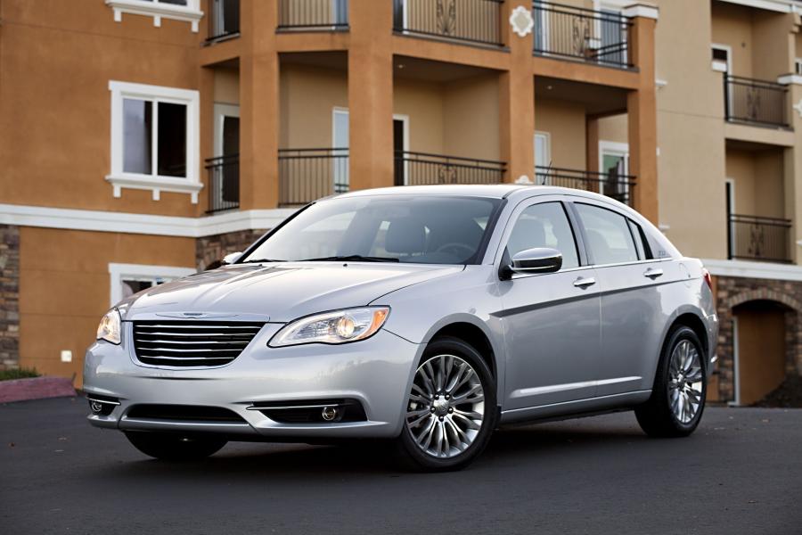 Chrysler 200 2011 года  (фото 95 из 122)